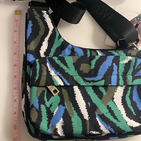 Diane Von Furstenberg for Target crossbody - Picture 6 of 7